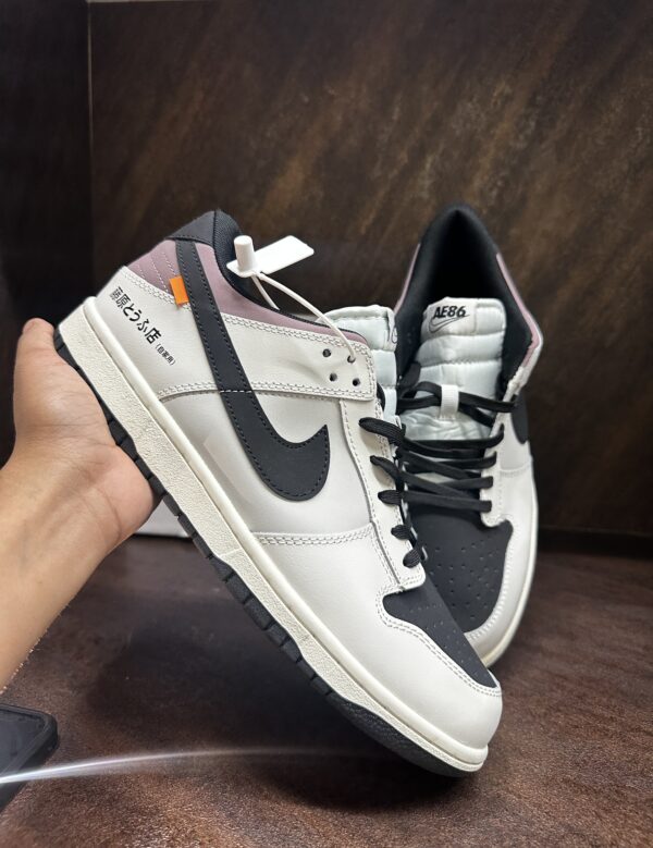 Nike SB Dunk Low AE 86 - Image 4