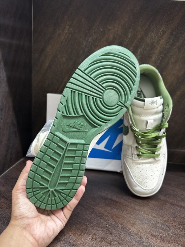 Nike SB Dunk Stussy - Image 5