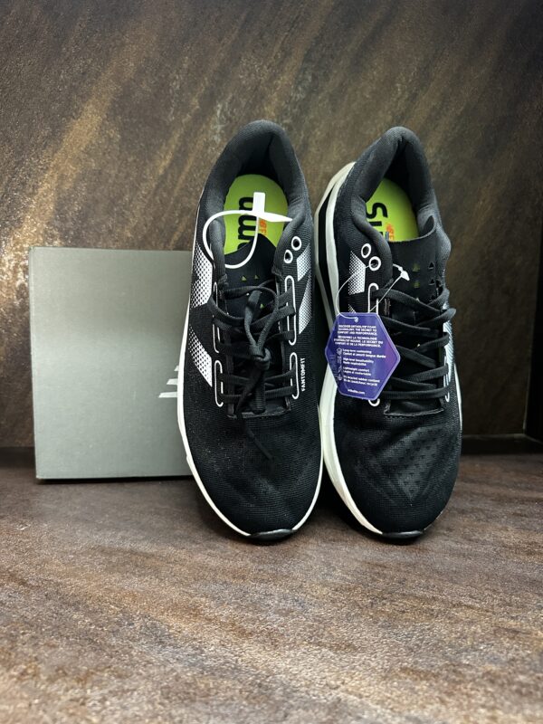 New Balance FuelCell Elite V4-Black - Image 2