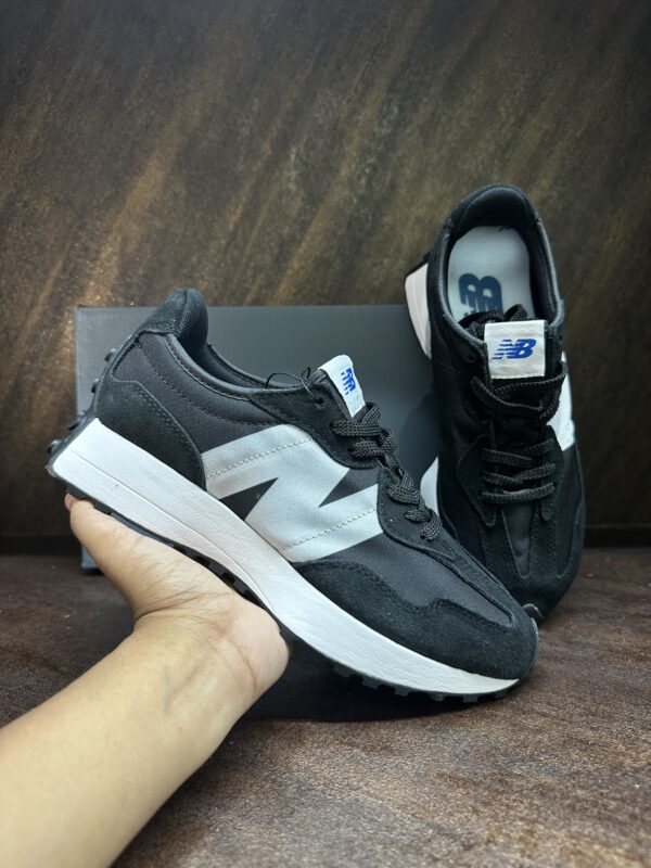 New Balance 327 - Black - Image 4