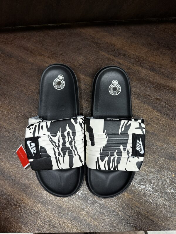 Nike Offcourt Adjust Printed - Black/White - Image 3