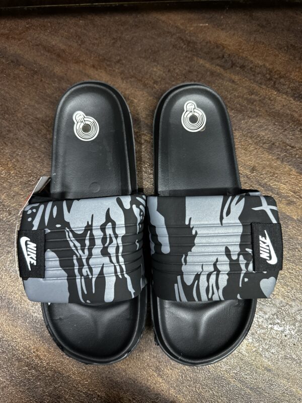 Nike Offcourt Adjust Printed - Black/Dark Grey - Image 3