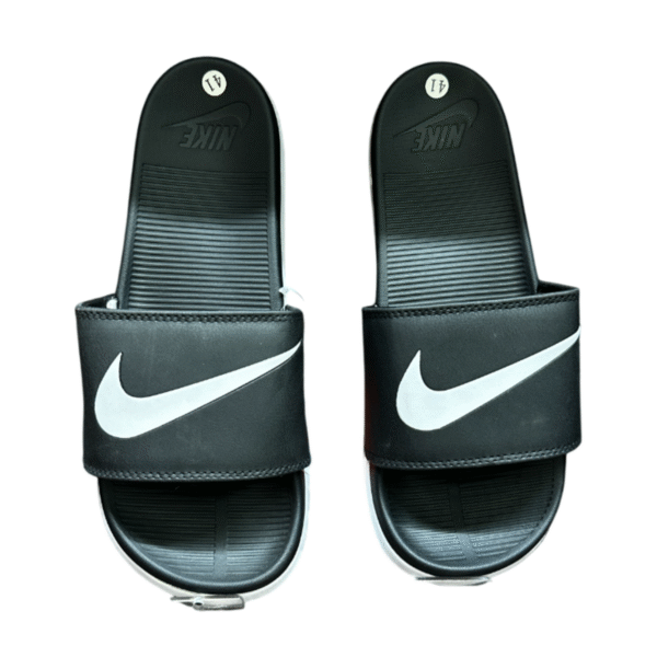 Nike Benassi Slides - Black