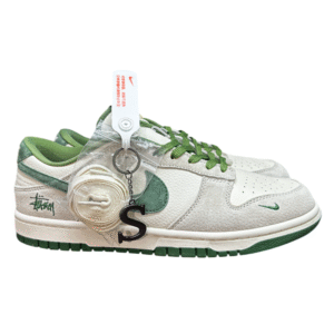 Nike SB Dunk Stussy