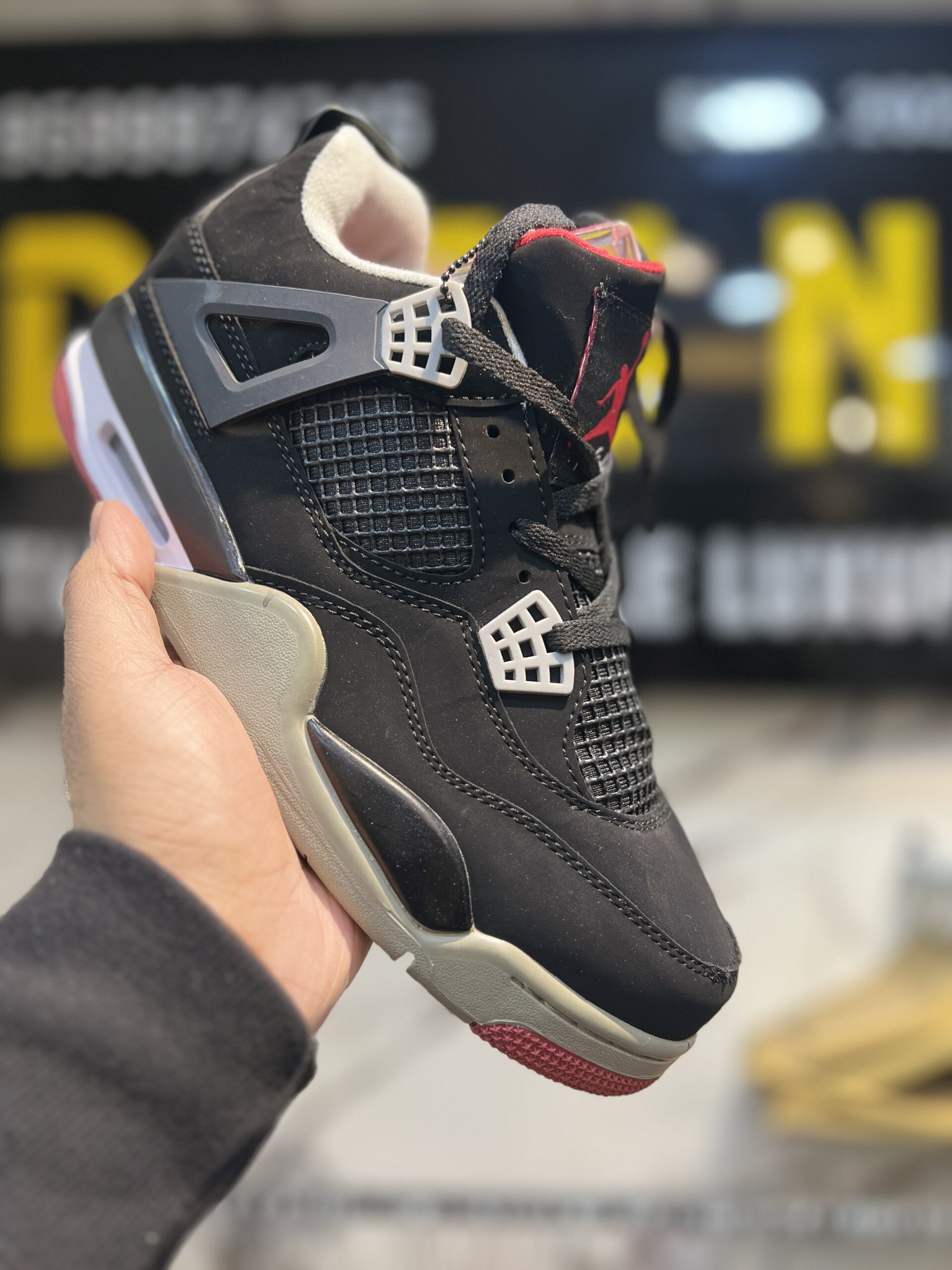Nike Air Jordan Retro 4 - Black/Red