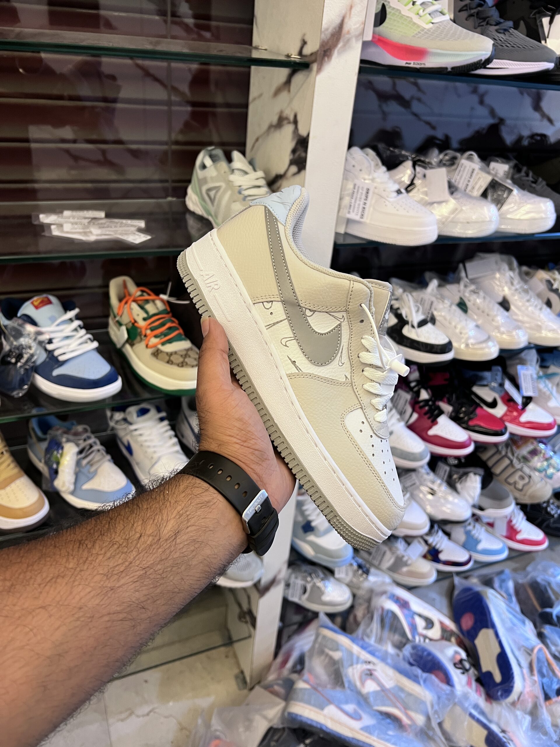 Nike Air Force 1 - Glow