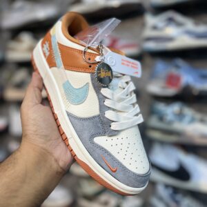 Nike SB Dunk Low - Crushed Orange