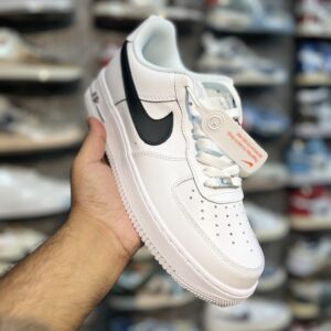 Nike Air Force 1 - Black Swoosh