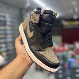 Nike Air Jordan 1 High - Brown