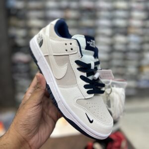 Nike SB Dunk Low - North Face White