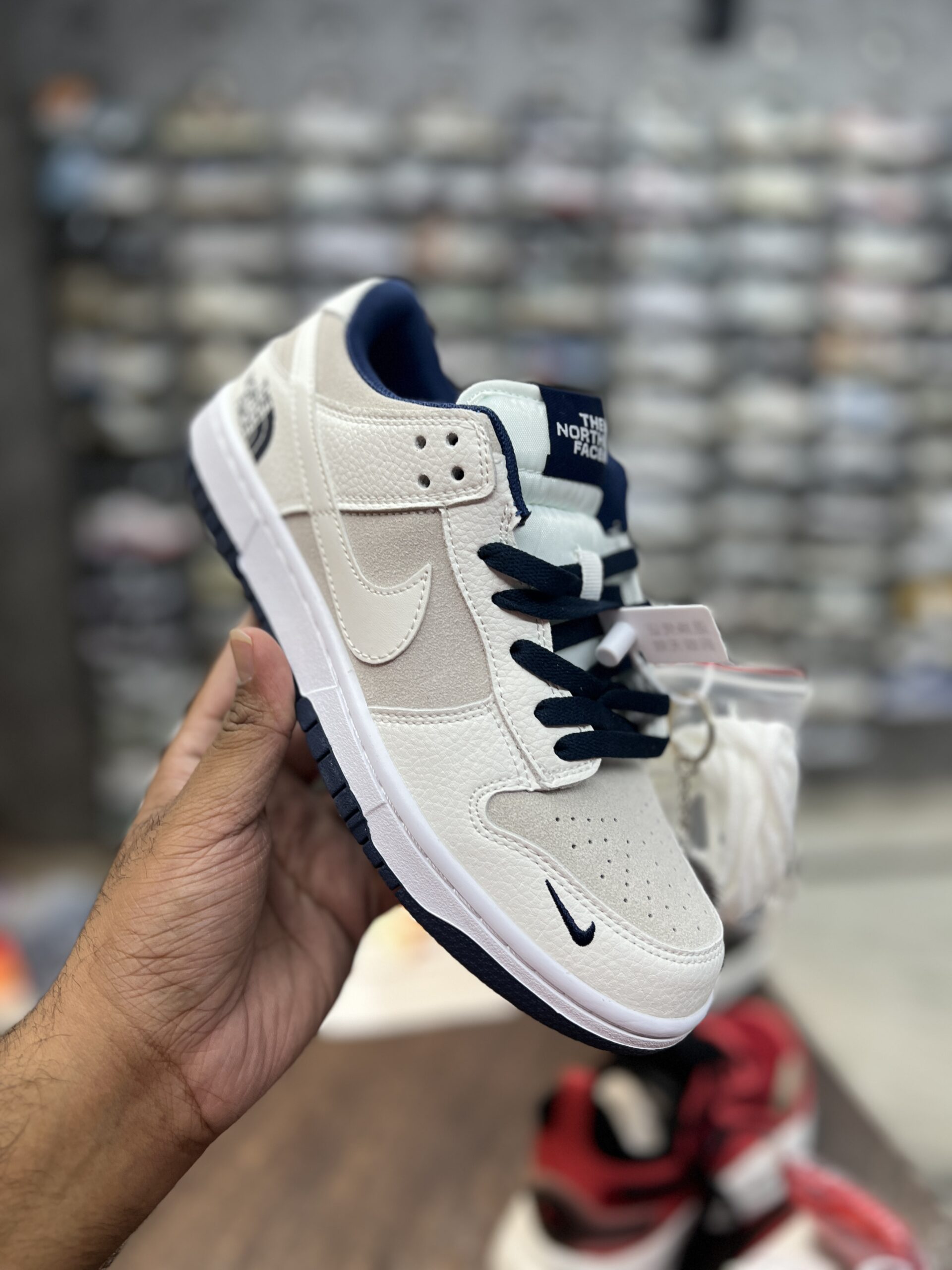 Nike SB Dunk Low - North Face White