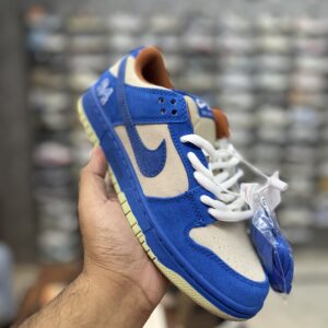 Nike SB Dunk Low - Supreme 94 Blue