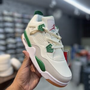 Nike Air Jordan Retro 4 - Pine Green