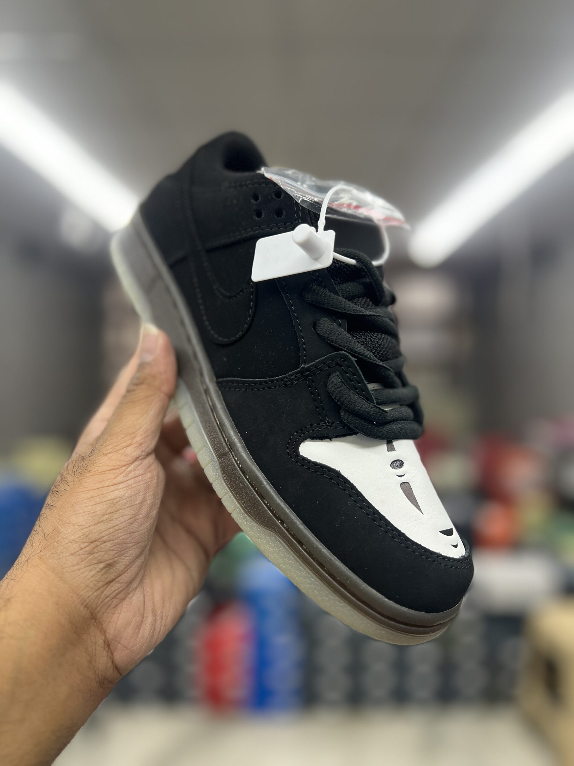 Nike SB Dunk Low - No Face Black