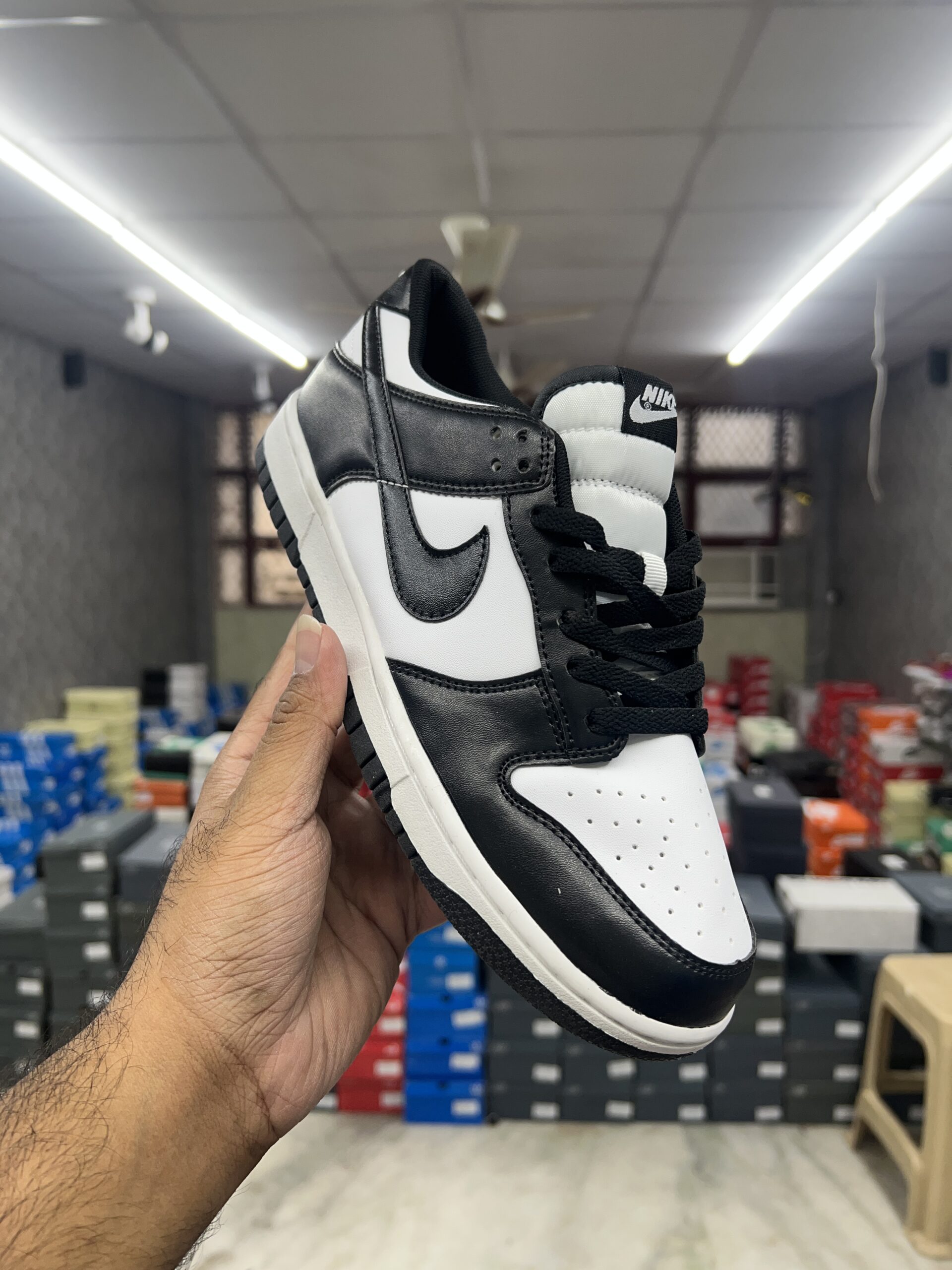 Nike SB Dunk Low - Panda
