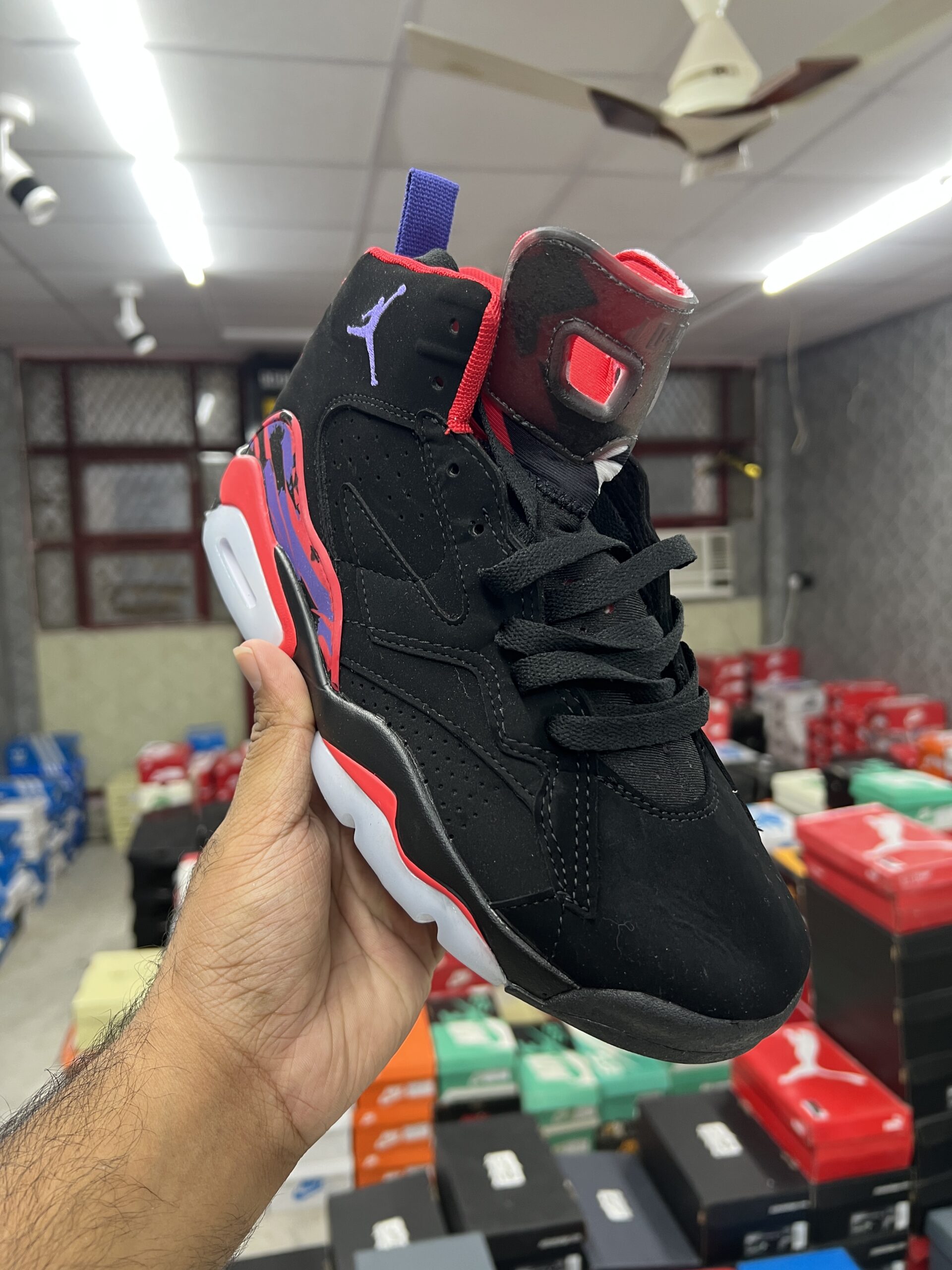 Nike Air Jordan Retro 6 - Black/Red
