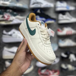 Nike Air Force 1 - Hamava