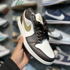 Nike Air Jordan 1 Low - Shadow Brown