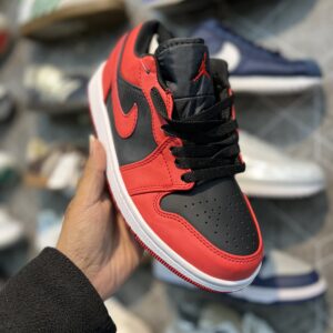Nike Air Jordan 1 Low - Bred Toe Black