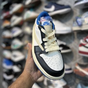 Nike Air Jordan 1 Low - Travisscott Fragment