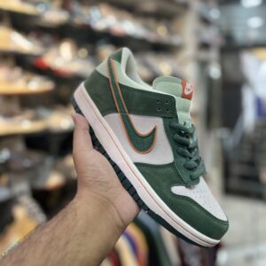 Nike SB Dunk Low - Otomo Katsihuro dark green