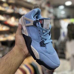 Nike Air Jordan Retro 4 - UNC